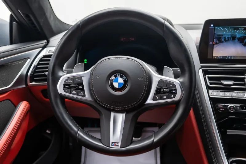 2025 BMW X6 photo 2