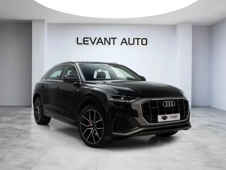 2021 Audi Q8