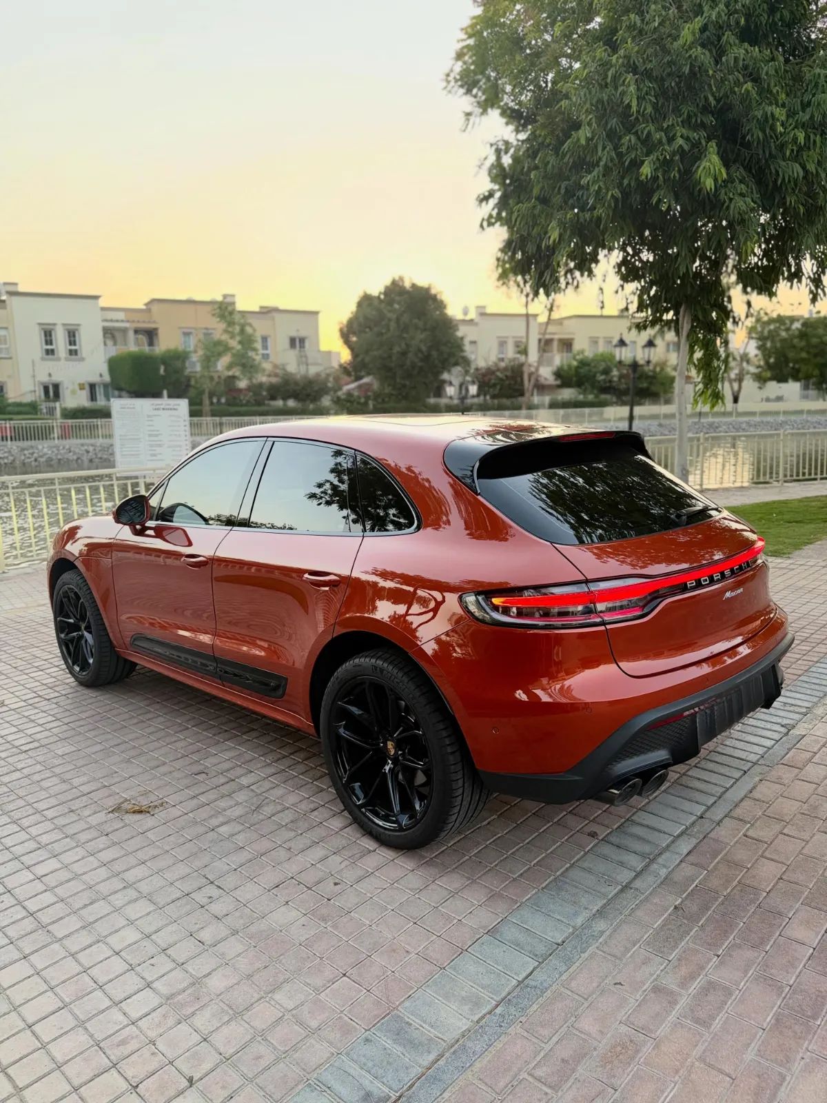 2022 Porsche Macan photo 5