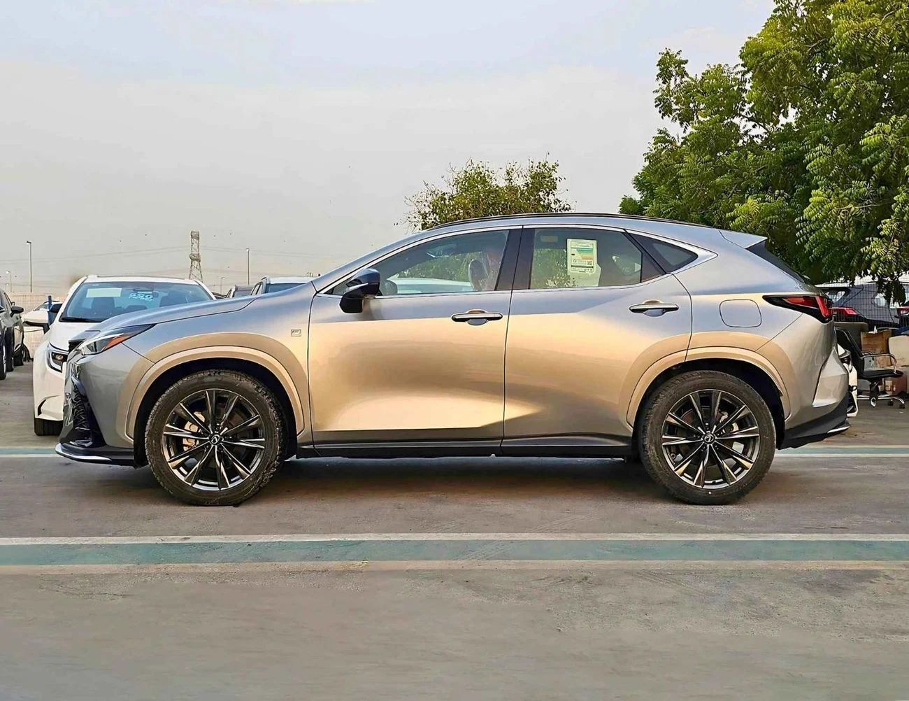 2024 Lexus NX photo 2