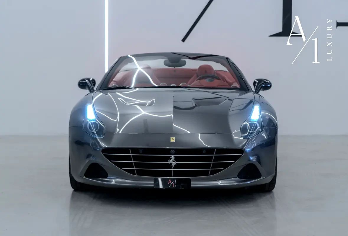 2016 Ferrari California photo 2