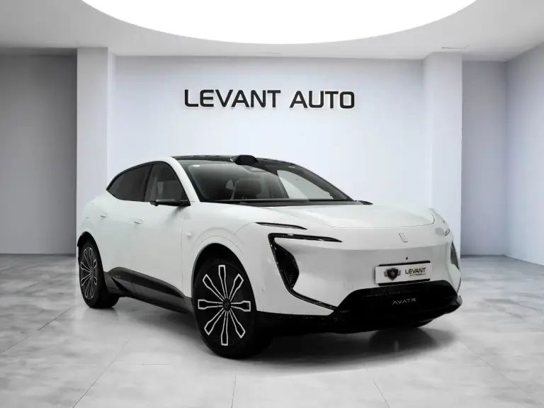 2024 Avatr Avatr 07 photo 2