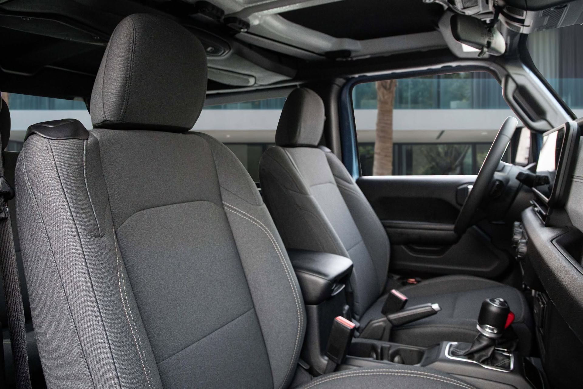 2024 Jeep Wrangler photo 5