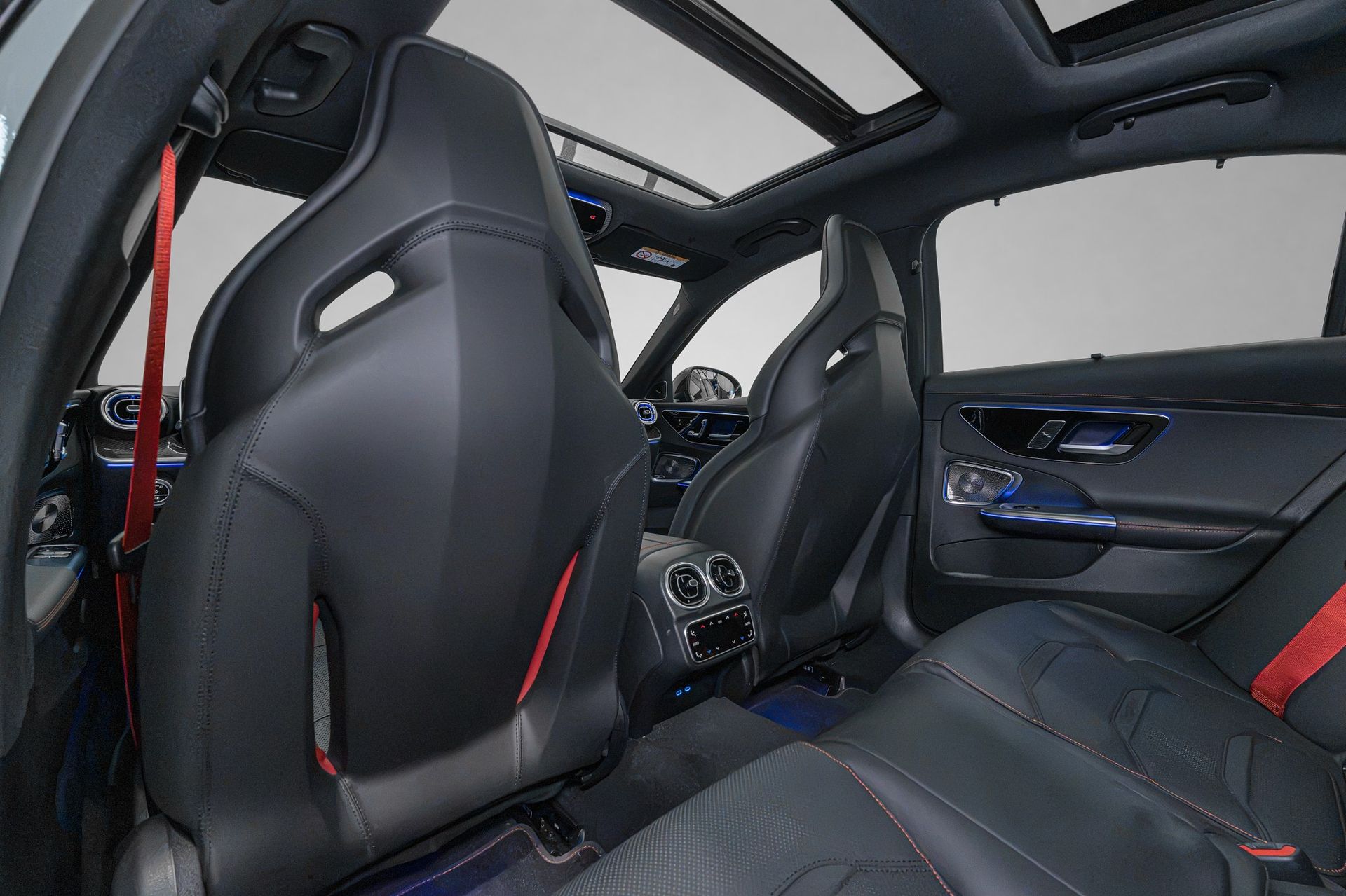 2025 Mercedes-Benz AMG GT photo 5