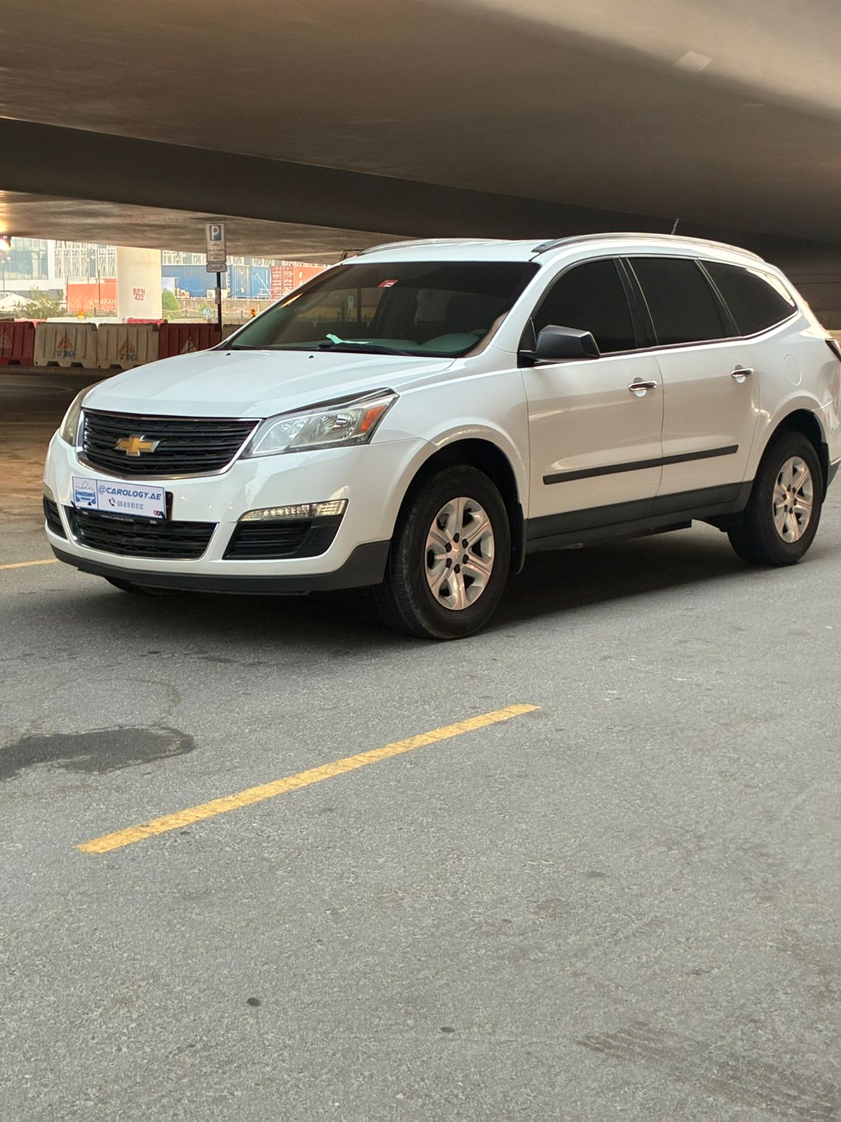 2017 Chevrolet Traverse photo 2