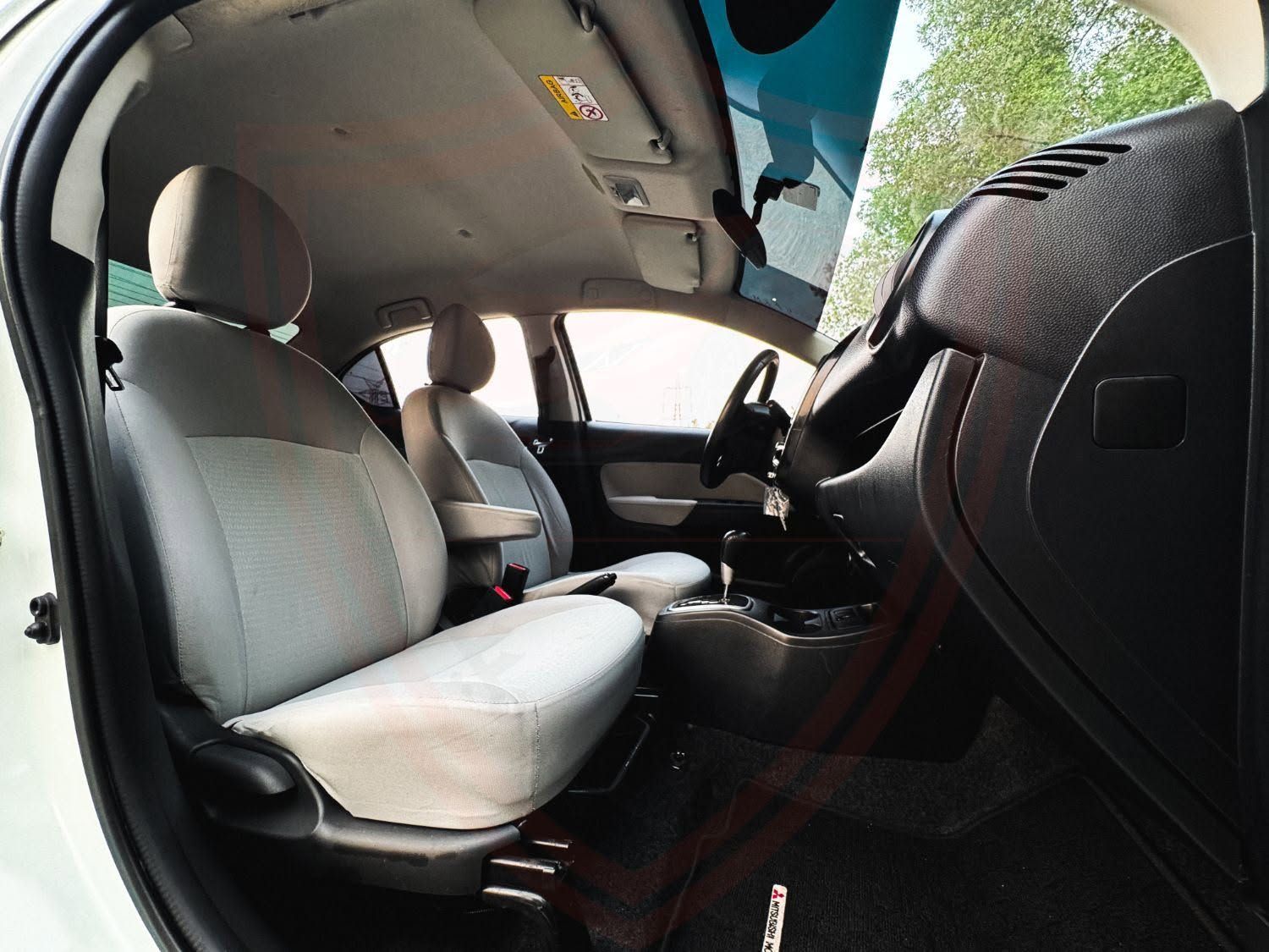 2022 Mitsubishi Attrage photo 3