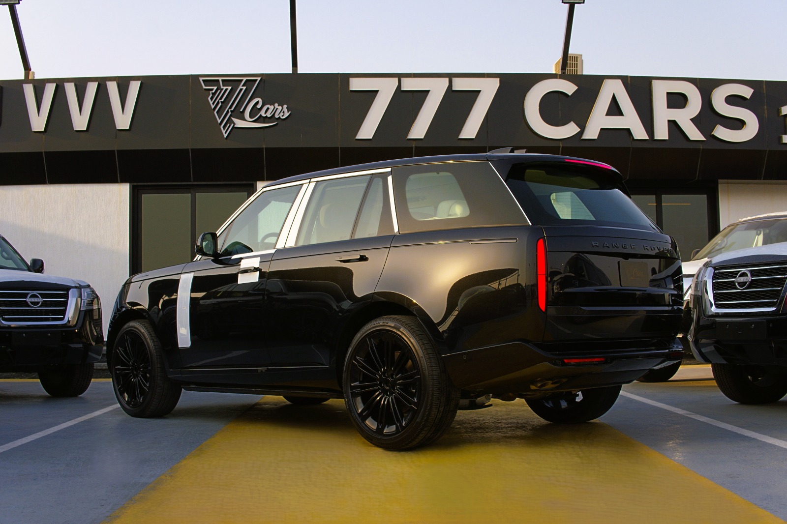 2026 Land Rover Range Rover photo 5