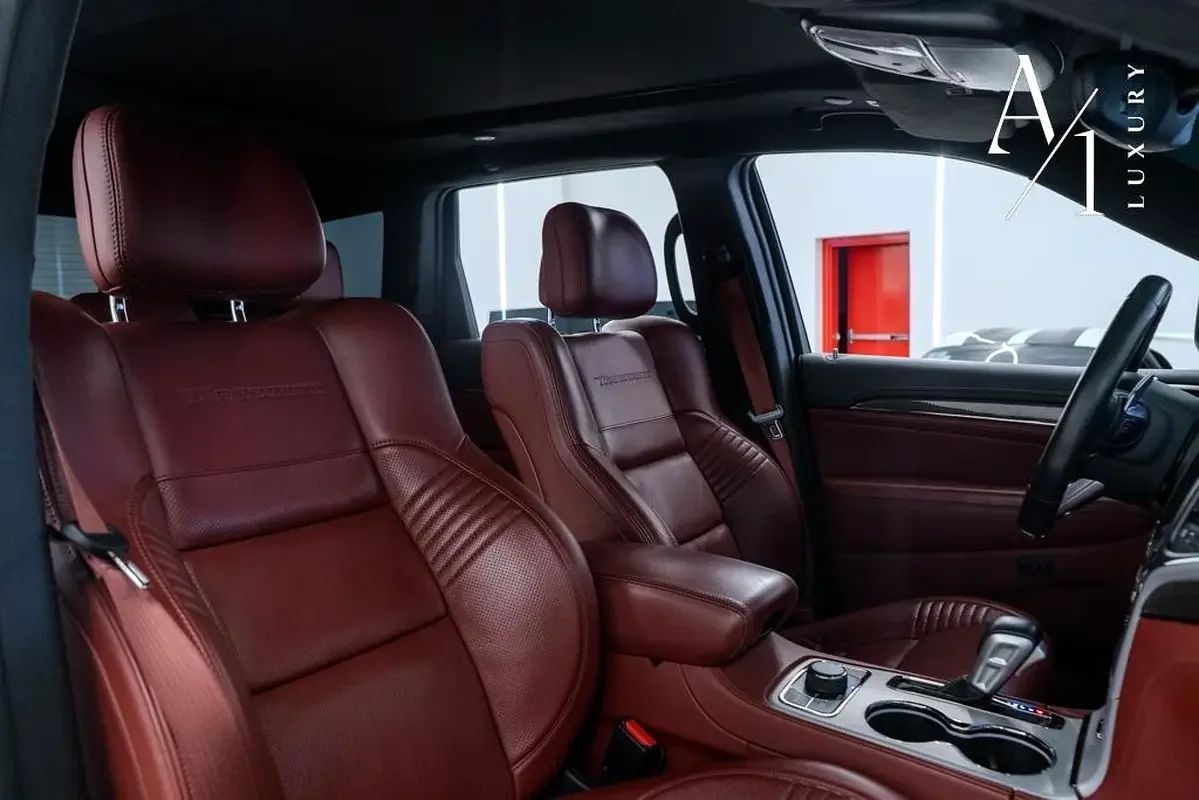 2018 Jeep Grand Cherokee photo 4