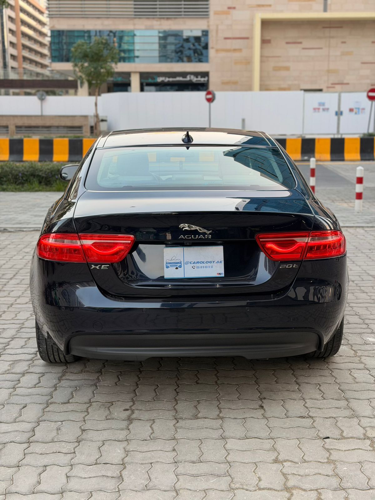 2016 Jaguar XE photo 5