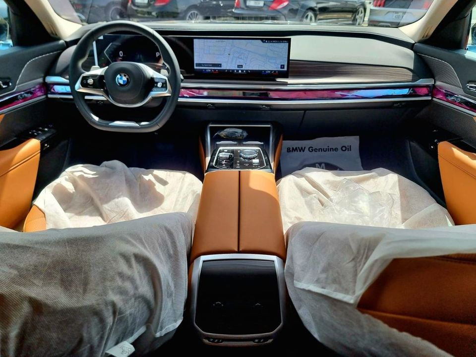 2026 BMW 735i  photo 3