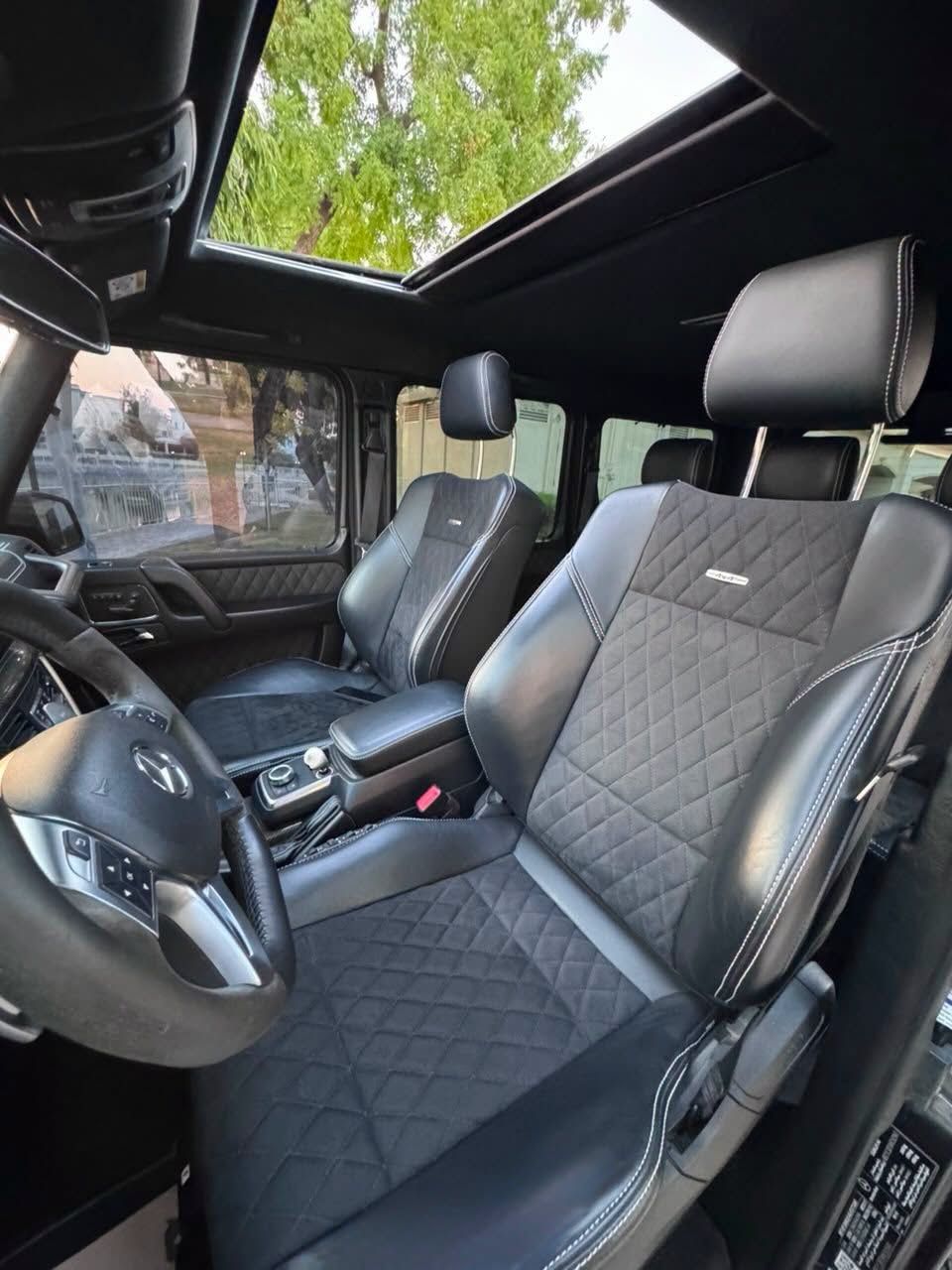 2017 Mercedes-Benz G-Class photo 4