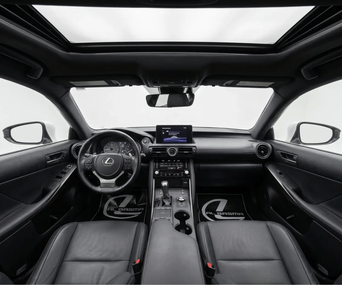 2023 Lexus IS350 photo 2