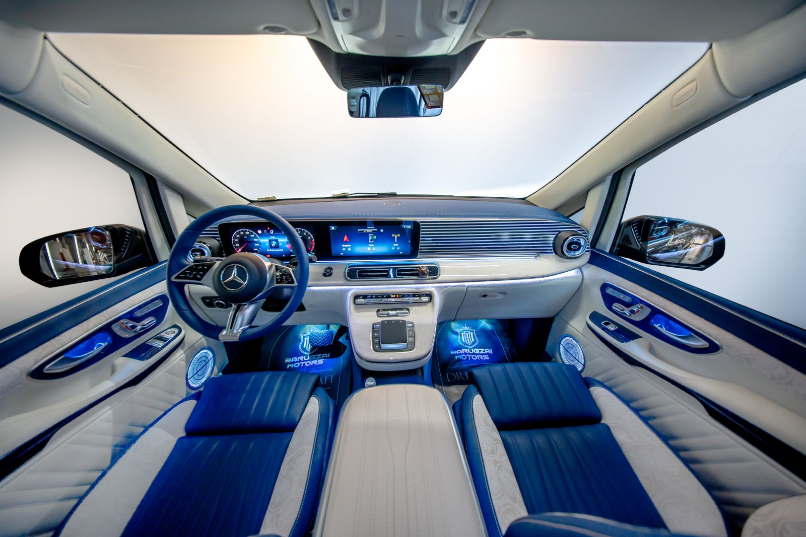 2025 Mercedes-Benz V-Class photo 3