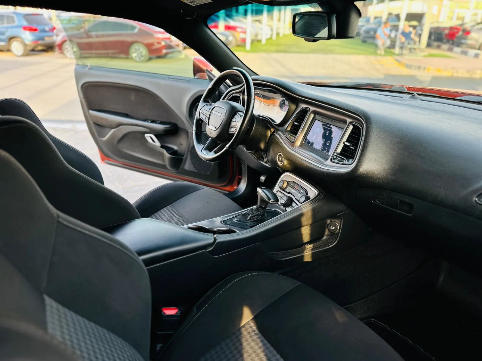 2020 Dodge Challenger photo 4