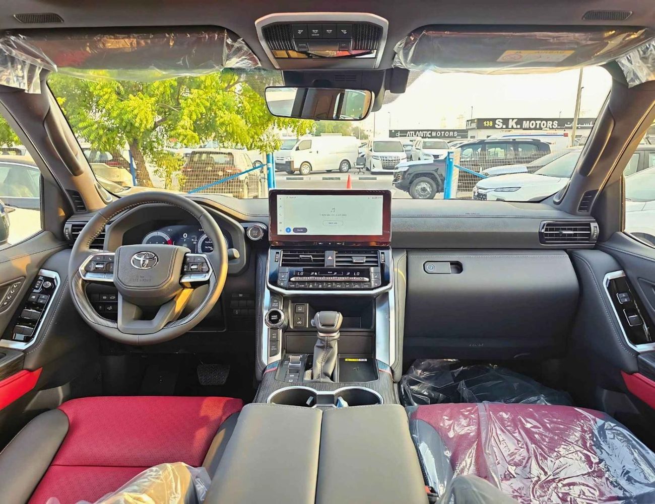 2026 Toyota Land Cruiser VXR photo 2
