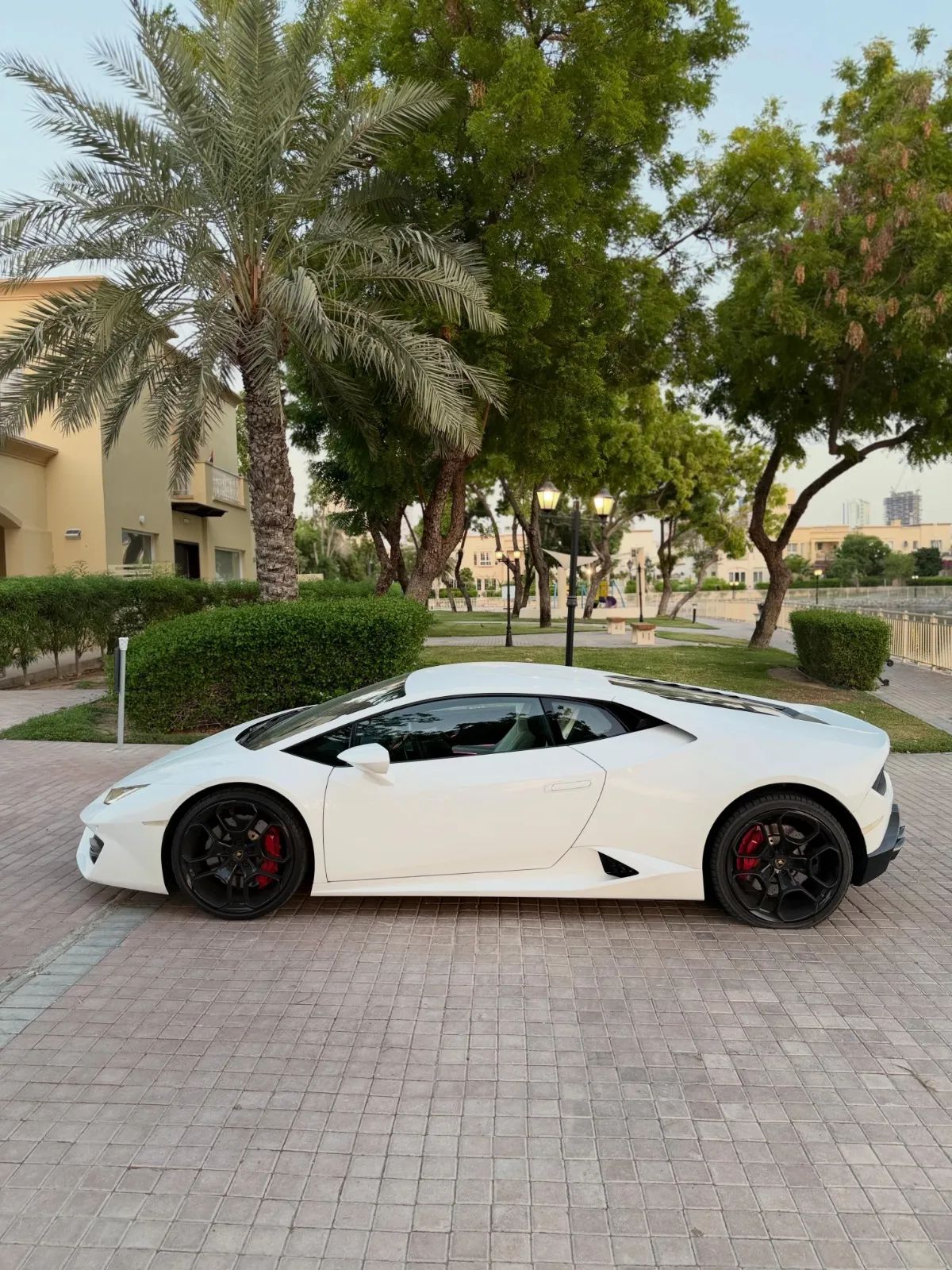 2018 Lamborghini Huracan photo 3