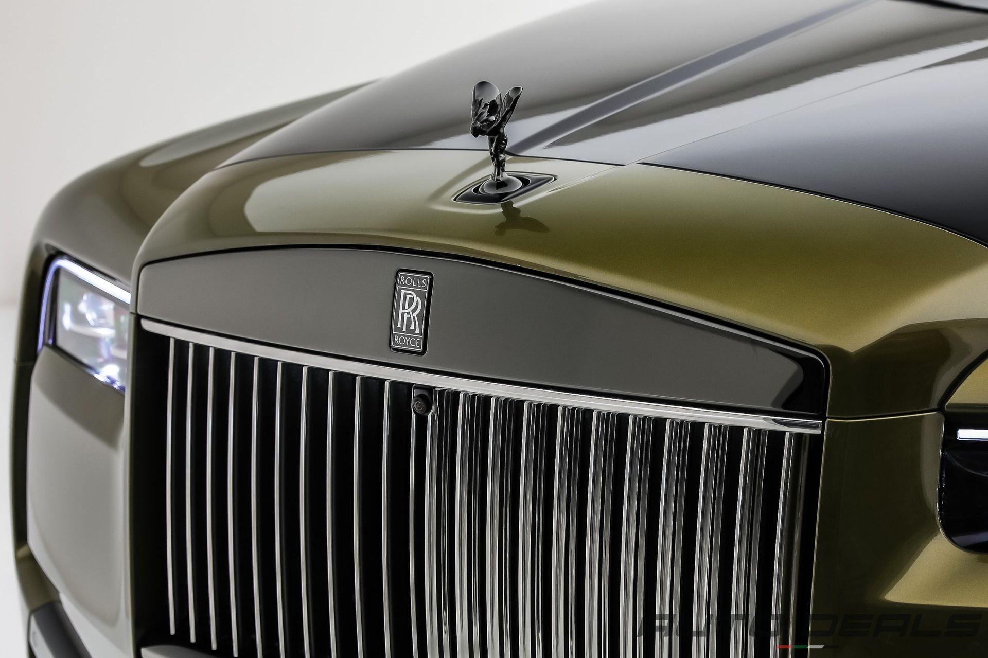 2026 Rolls-Royce Cullinan photo 3