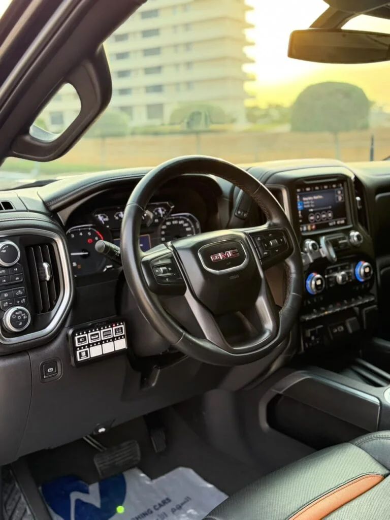 2019 GMC Sierra photo 3