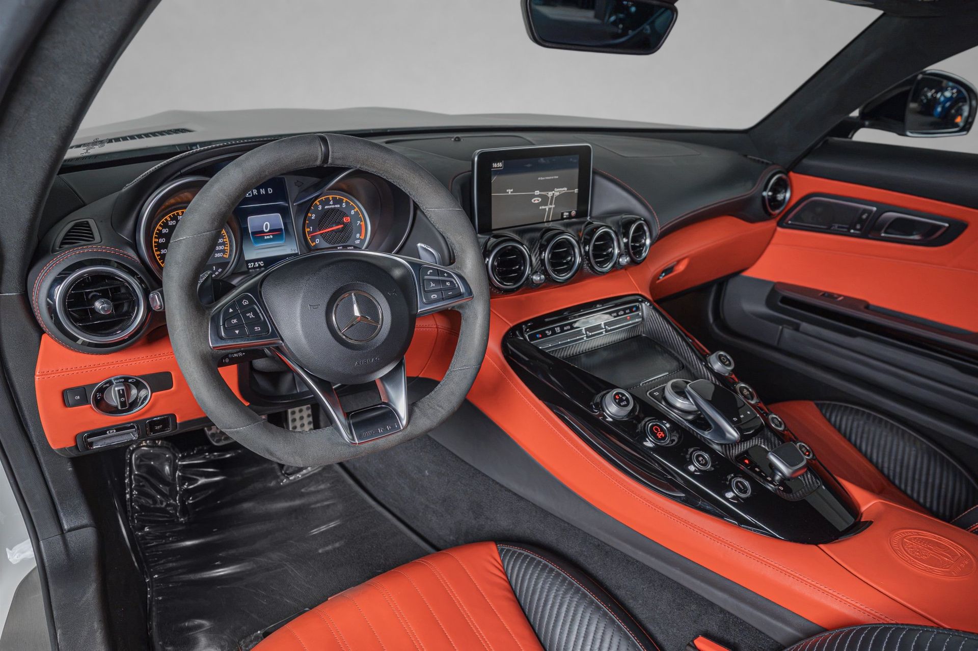 2017 Mercedes-Benz AMG GT photo 4