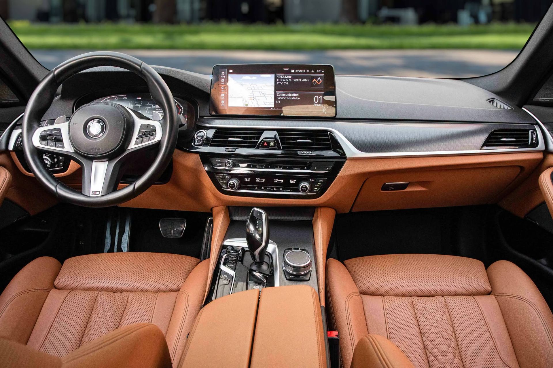 2022 BMW 520i photo 3