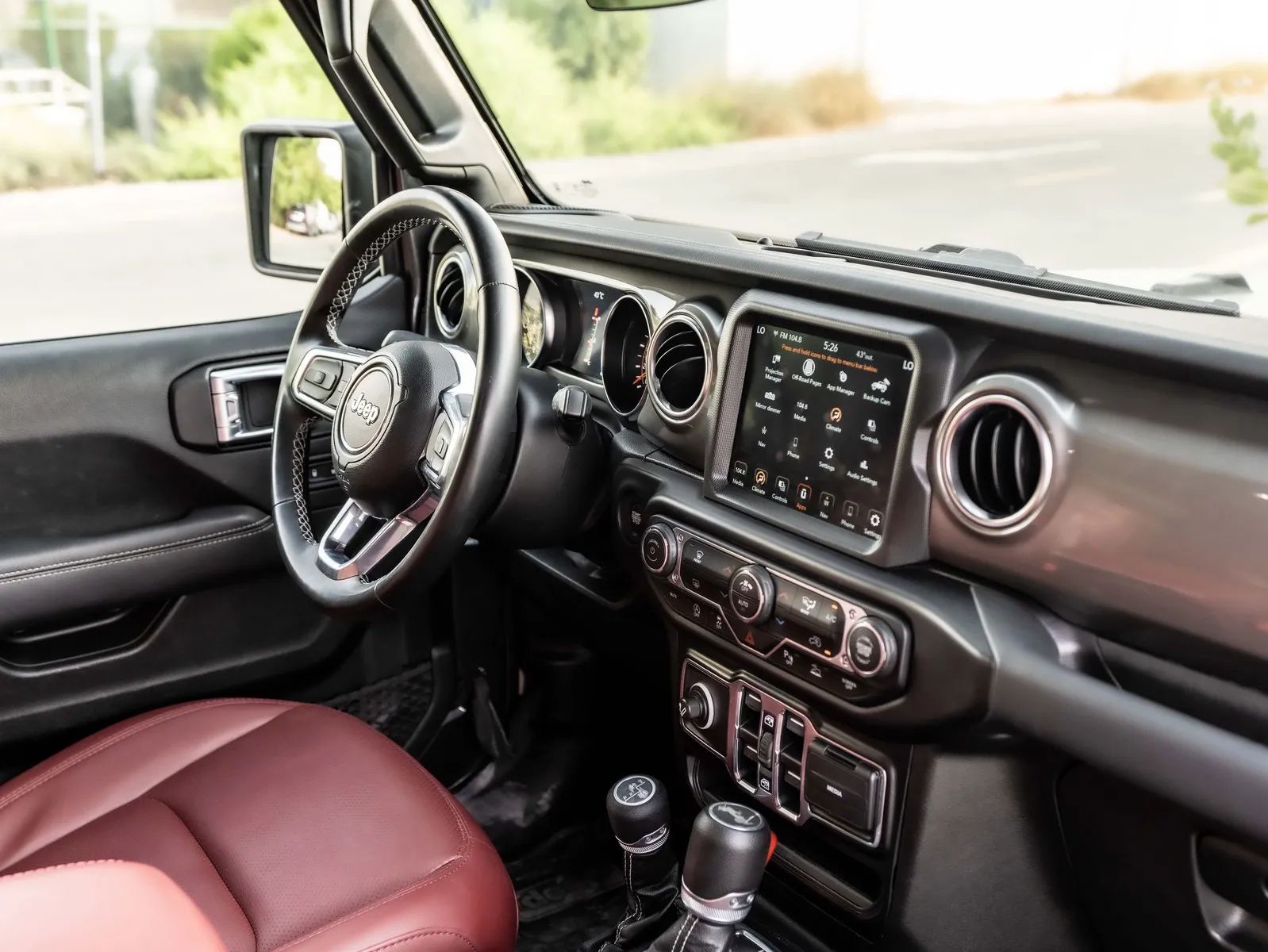2022 Jeep Wrangler photo 4