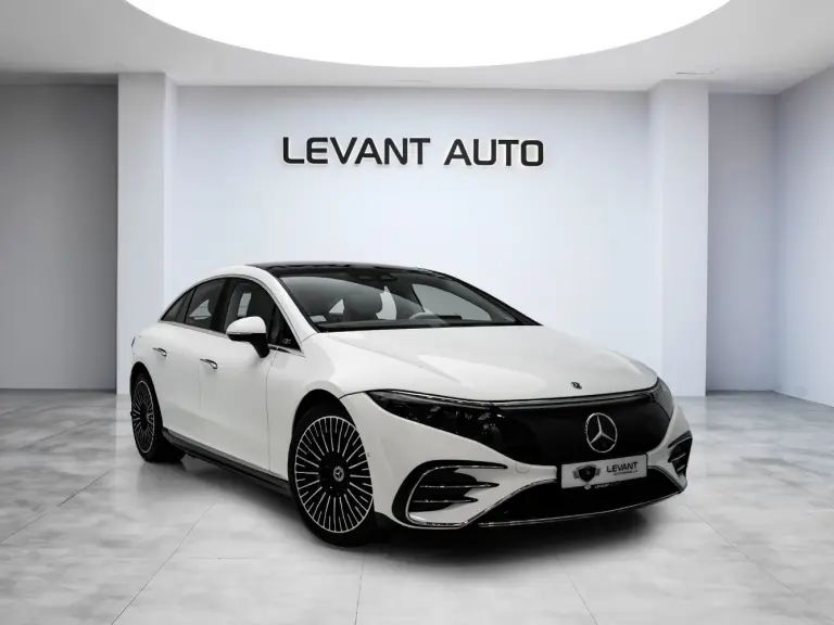 2022 Mercedes-Benz EQS photo 2