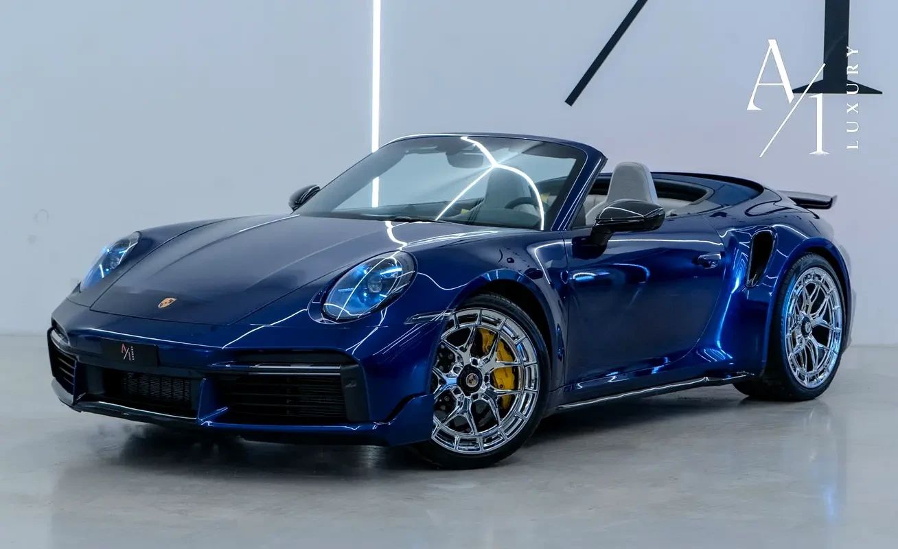 2022 Porsche 911 Turbo S photo 2