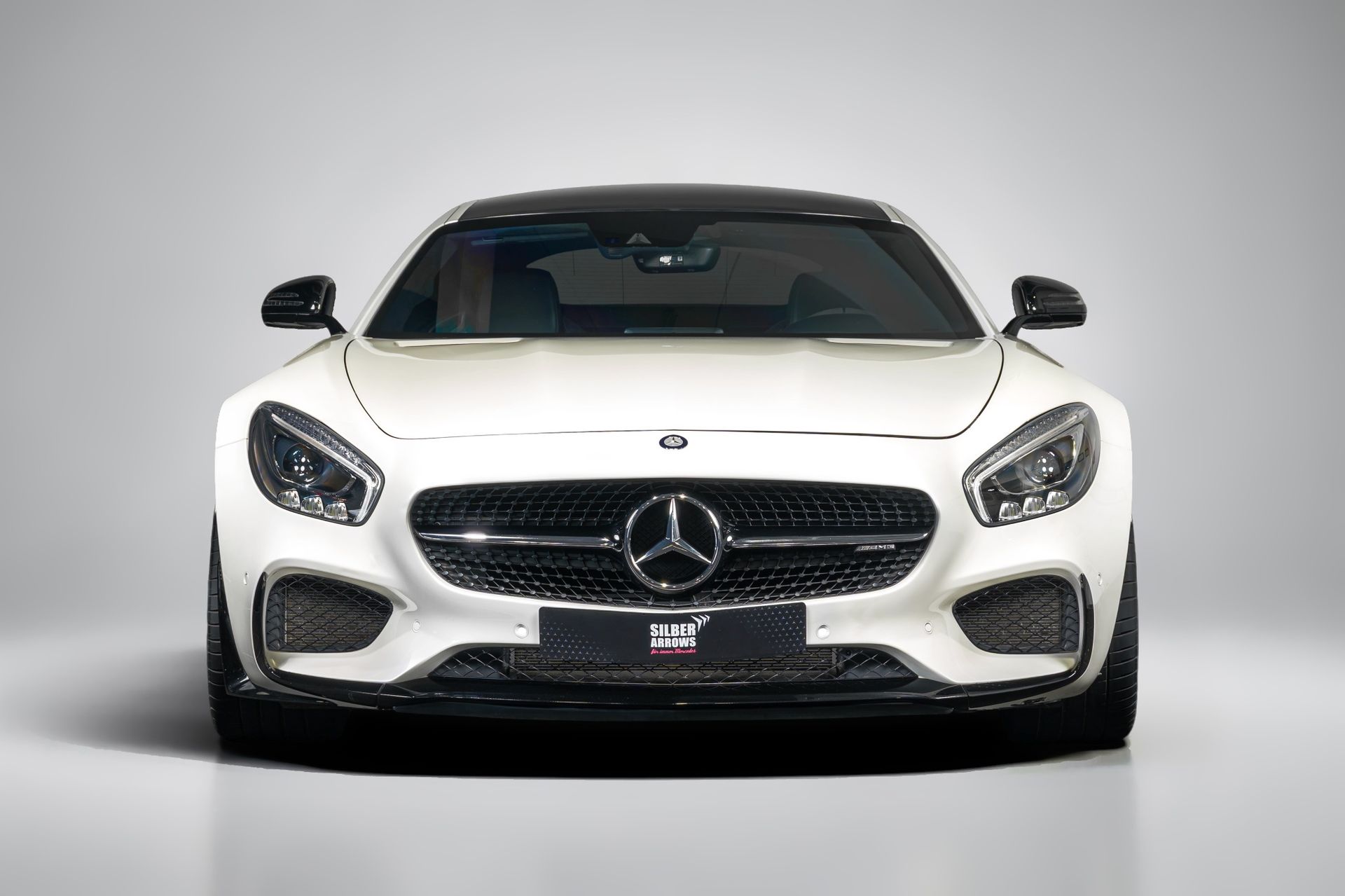 2017 Mercedes-Benz AMG GT photo 2