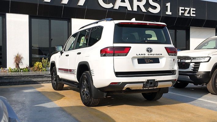 2025 Toyota Land Cruiser GR Sport photo 5