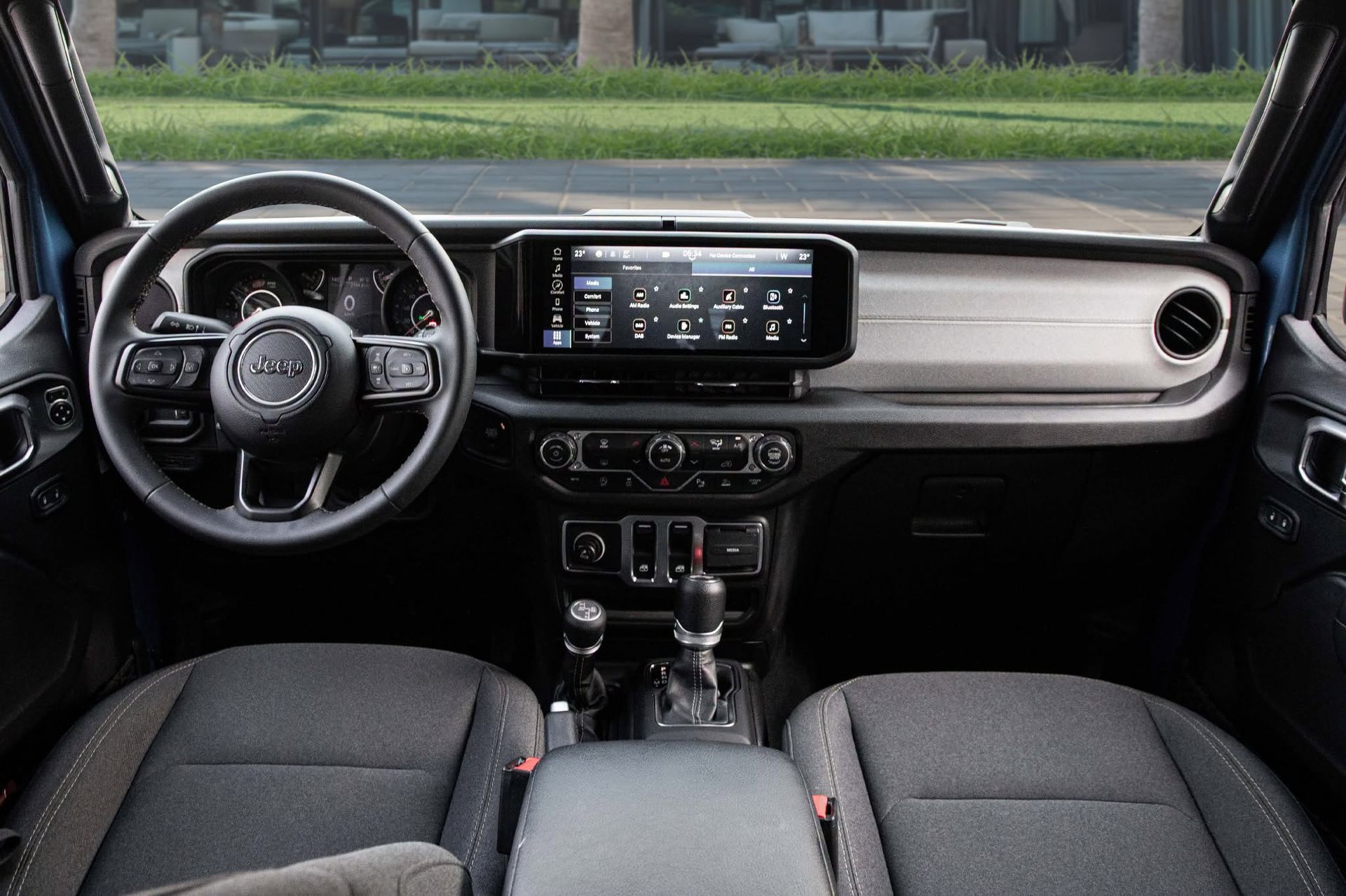 2024 Jeep Wrangler photo 4