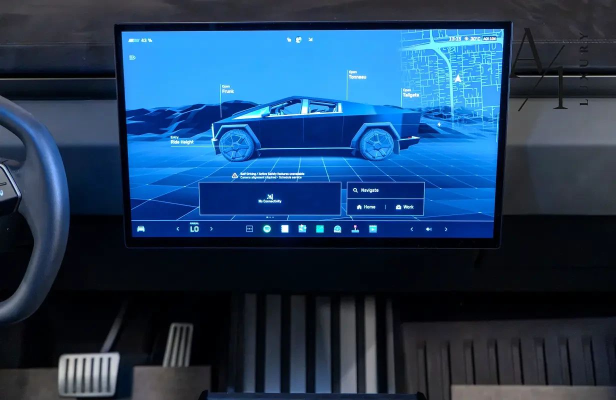 2024 Tesla Cybertruck photo 4