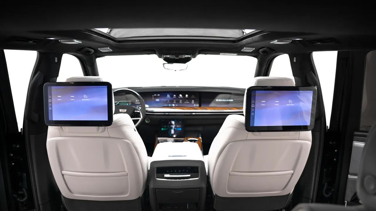2025 Cadillac Escalade photo 5