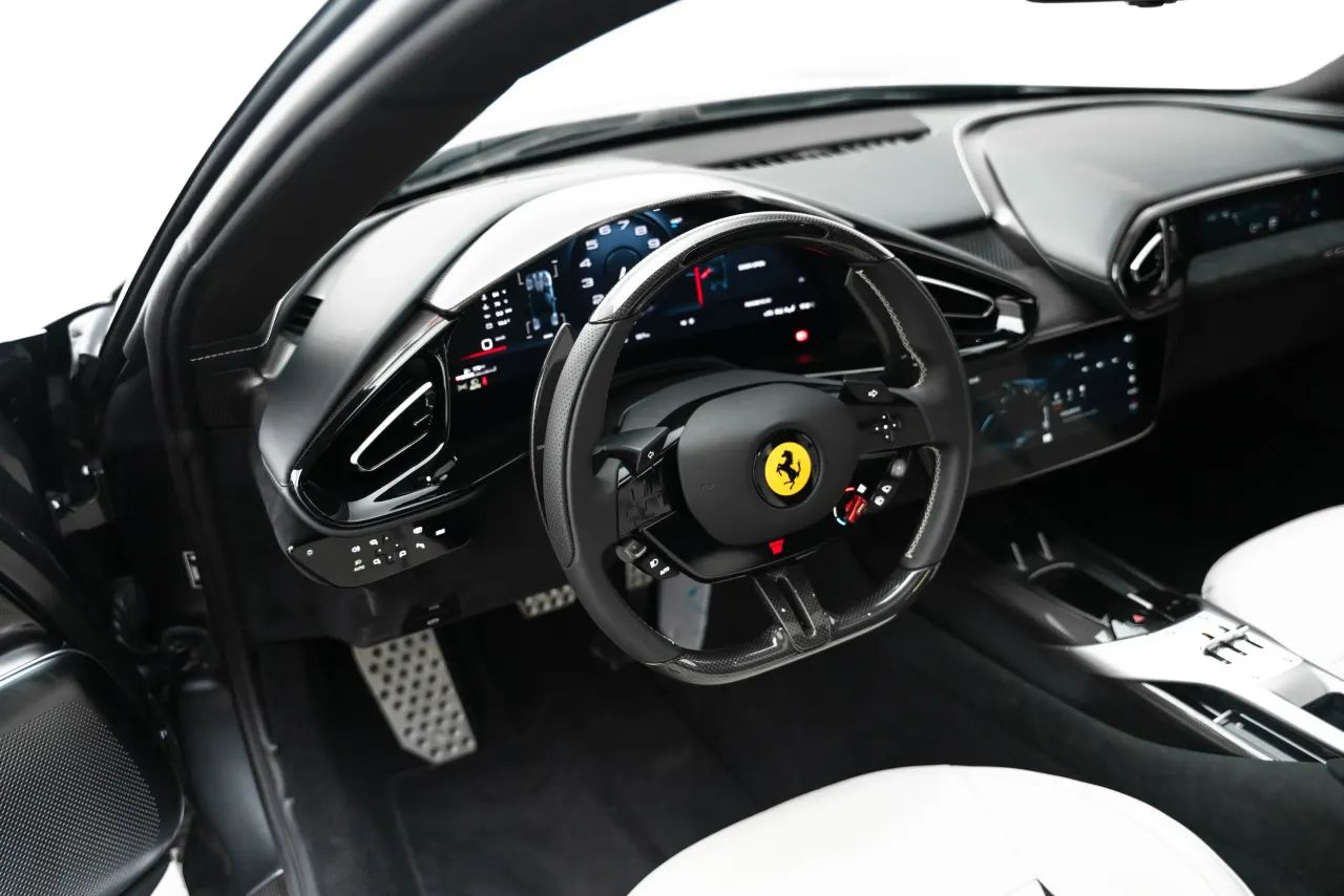 2025 Ferrari 12Cilindri photo 3