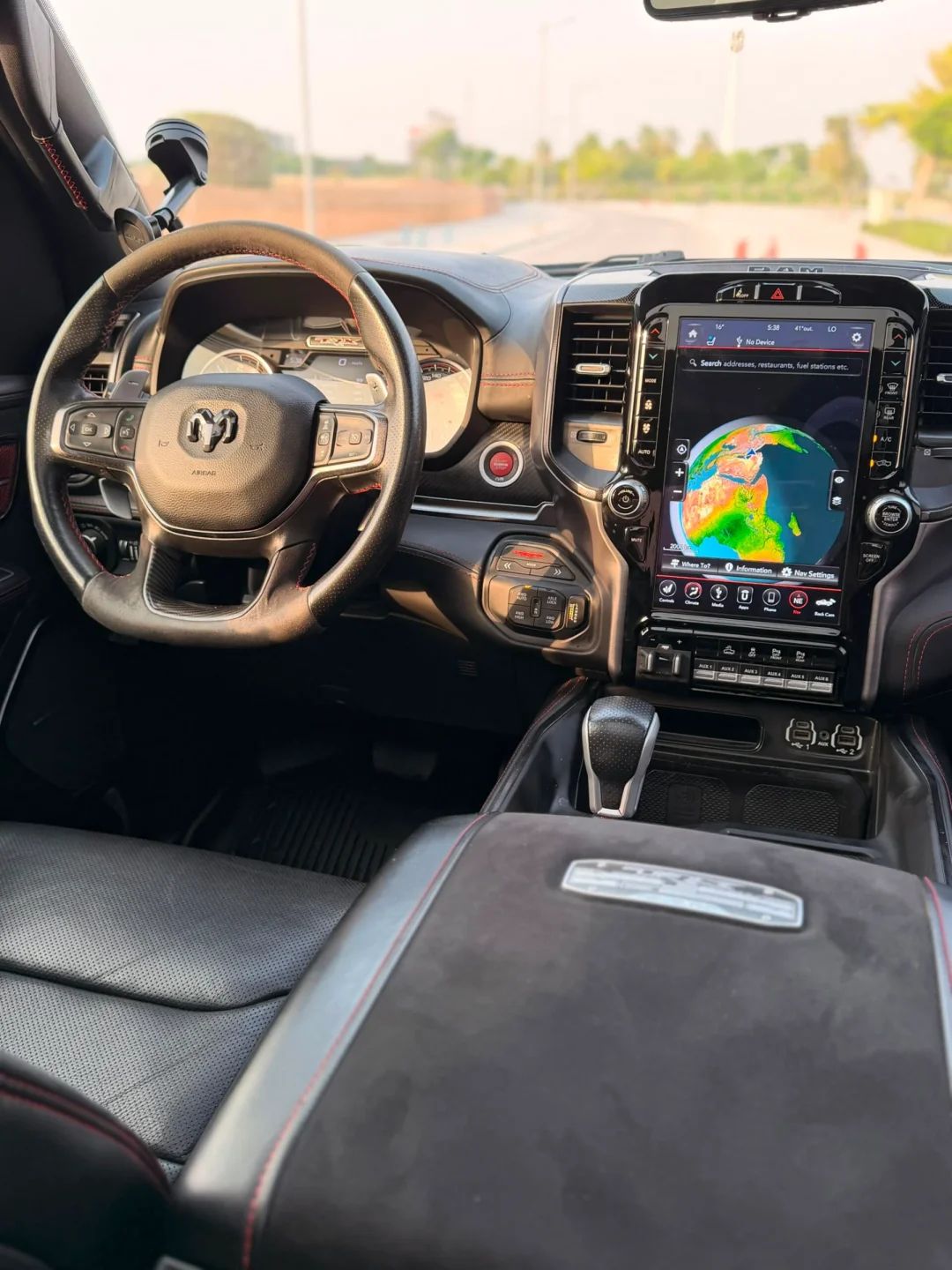 2021 Dodge RAM 1500 photo 3