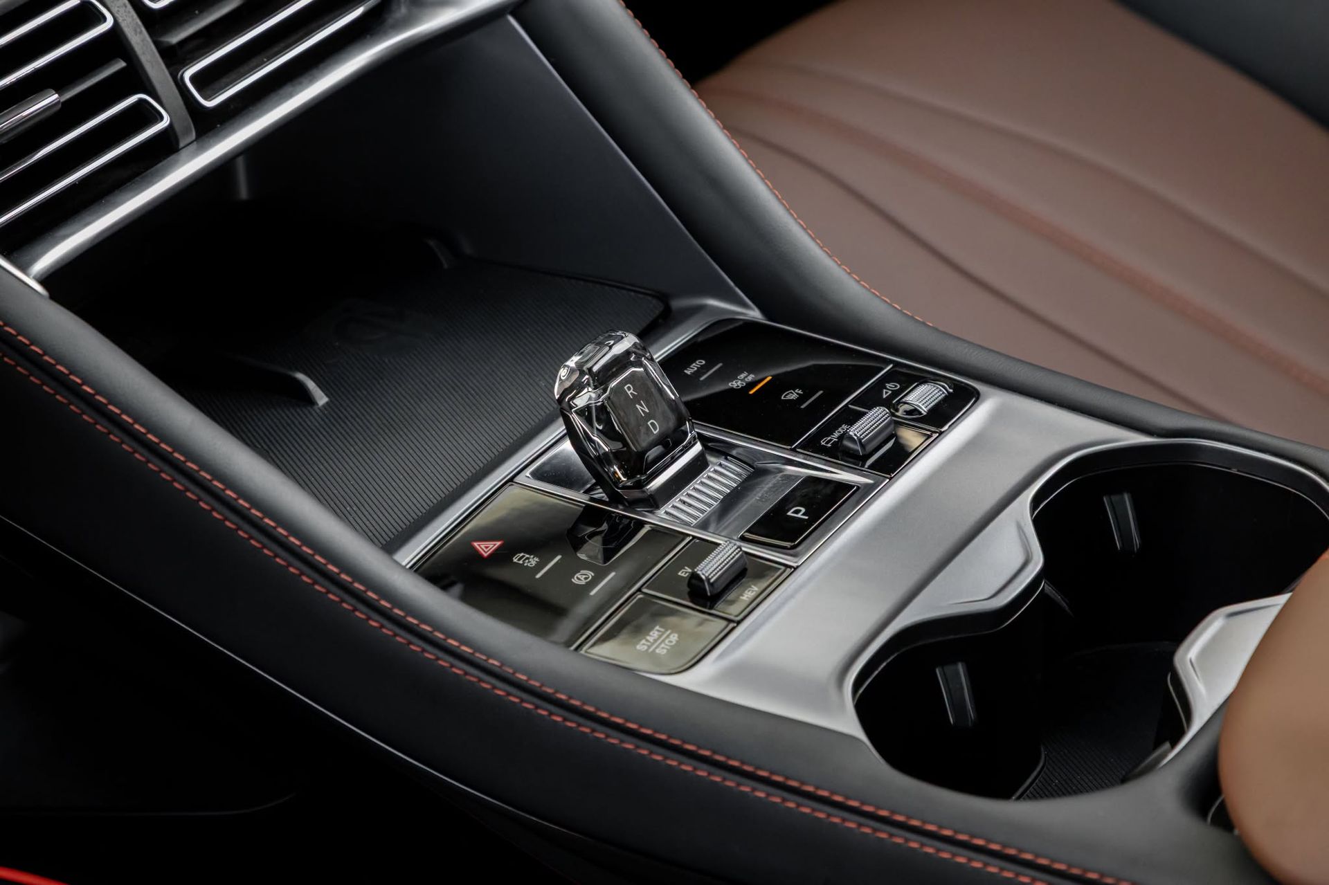 2025 BYD Song Plus Design DM-i photo 4