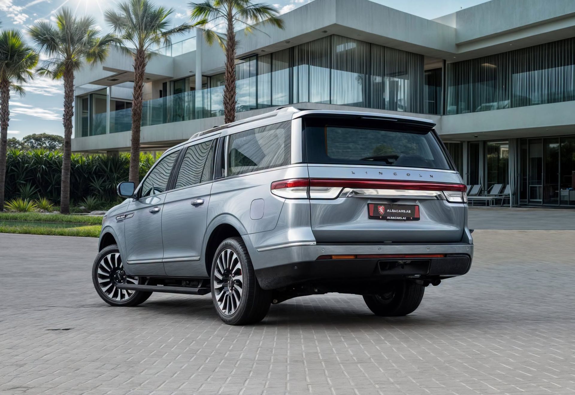 2023 Lincoln Navigator photo 5