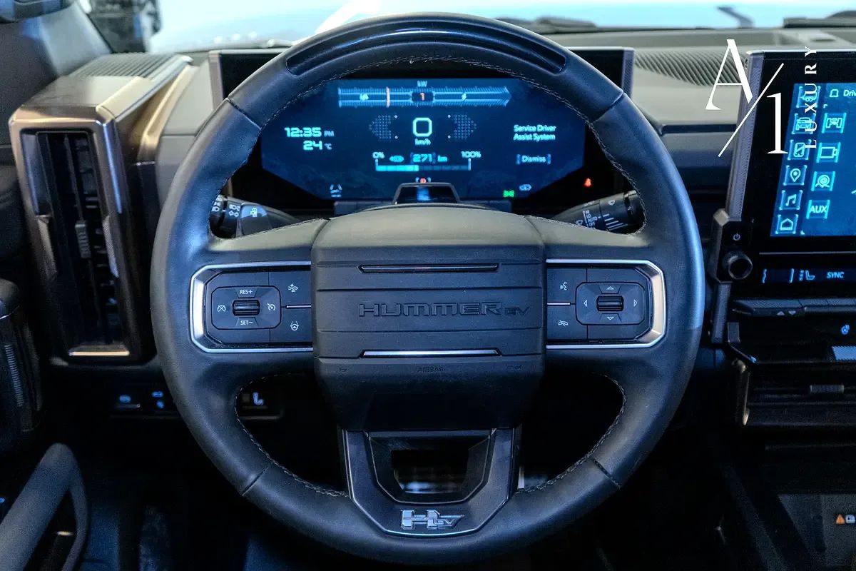 2024 GMC Hummer EV photo 3