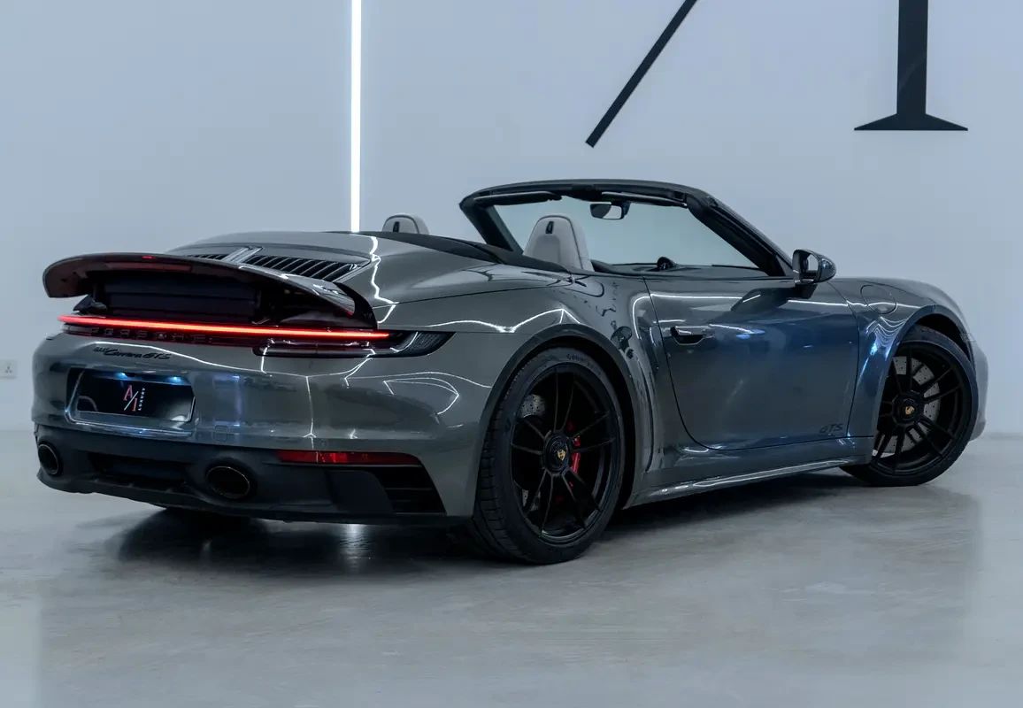 2023 Porsche 911 Carrera GTS photo 5