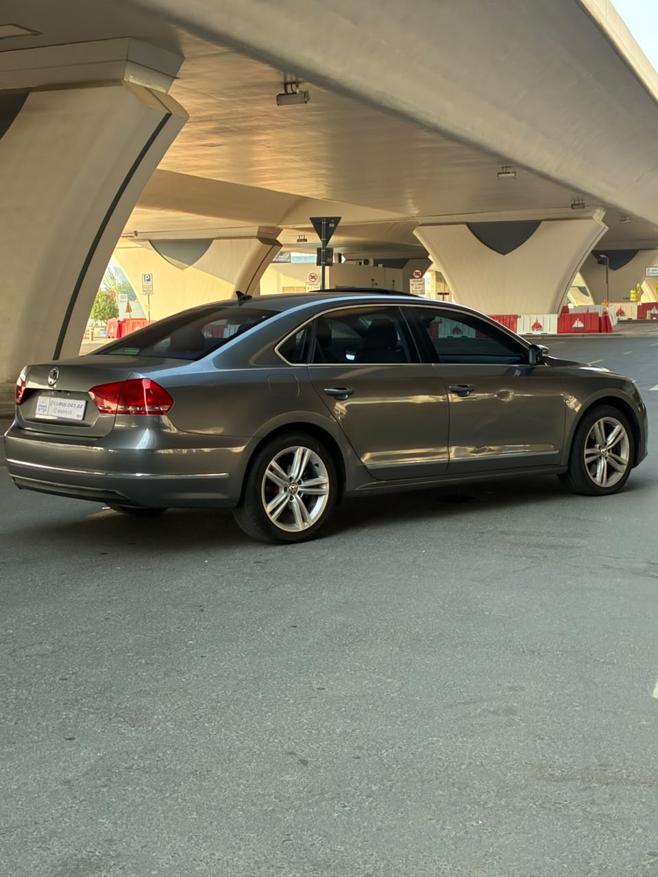 2013 Volkswagen Passat photo 5