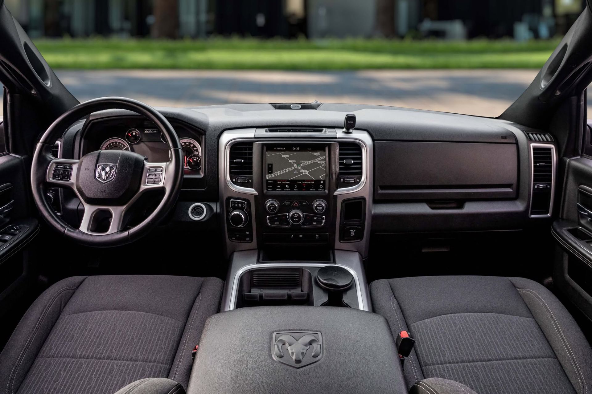 2023 Ram 1500 Warlock photo 3