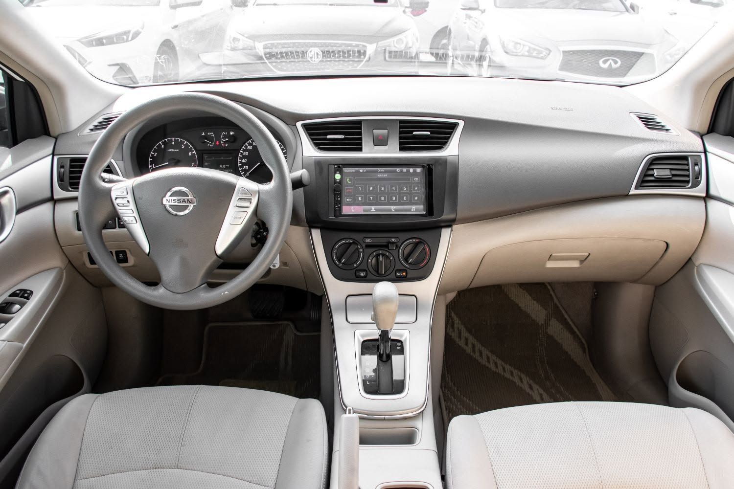 2020 Nissan Sentra photo 2