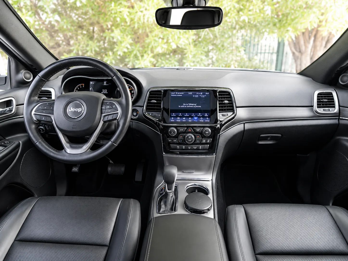 2021 Jeep Grand Cherokee photo 3