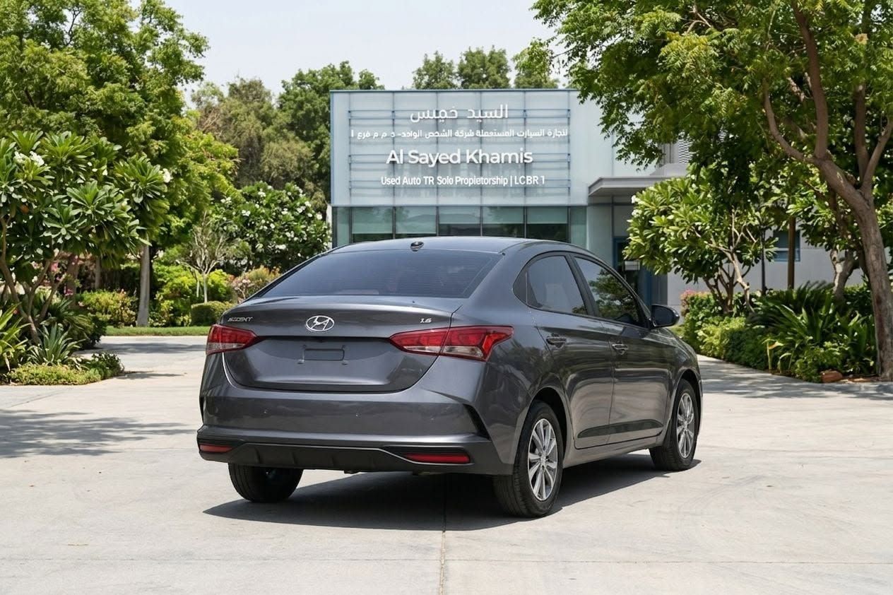 2021 Hyundai Accent photo 5
