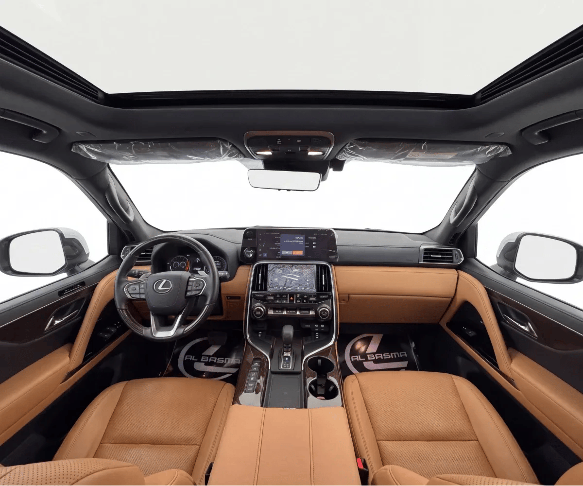 2025 Lexus LX700h photo 2