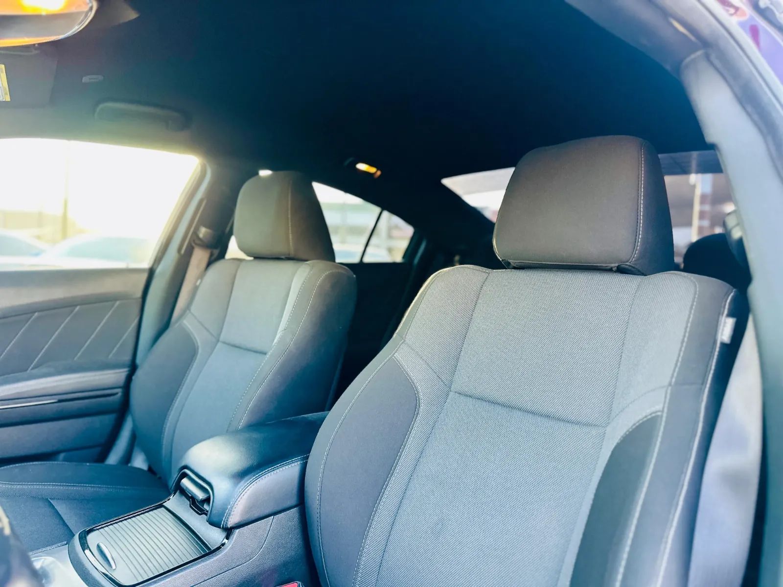2022 Dodge Charger photo 4