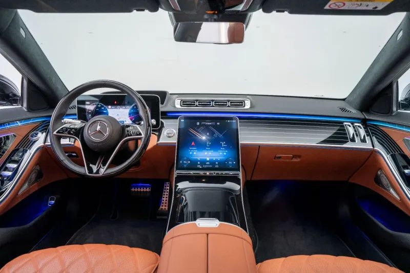 2025 Mercedes-Benz S-Class photo 4