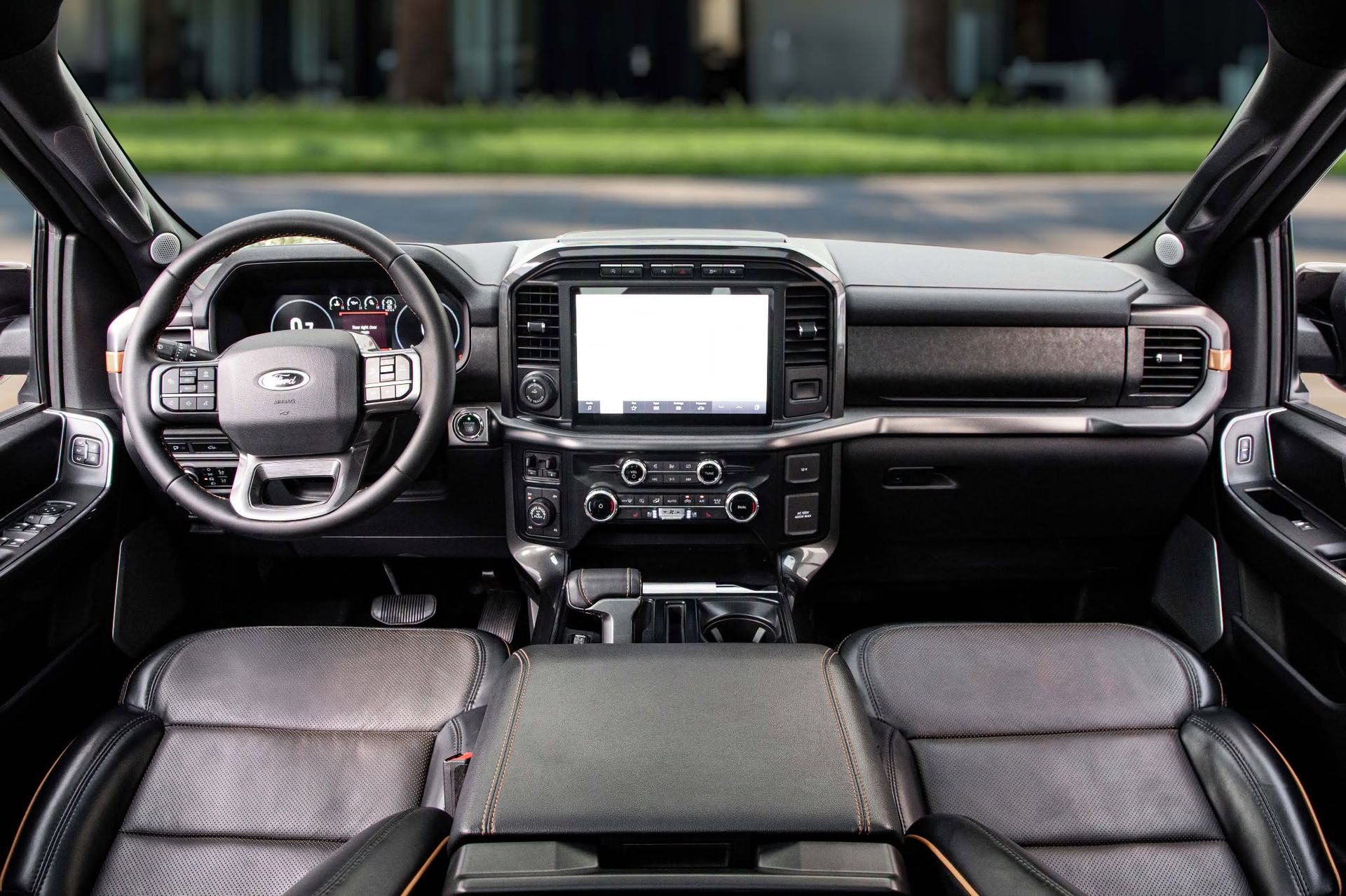 2023 Ford F-150 photo 3