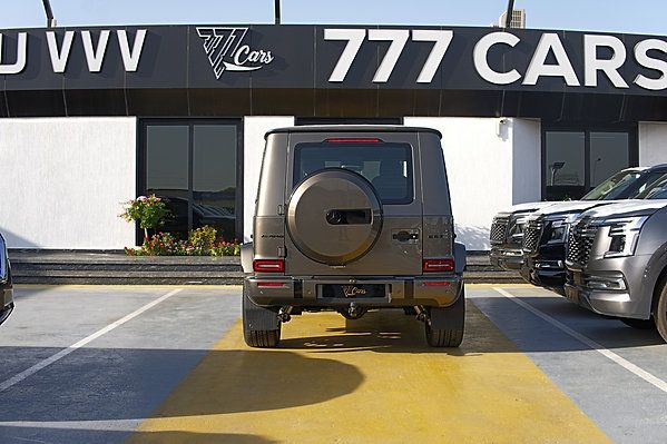 2025 Mercedes-Benz Mercedes-AMG G 63 photo 5