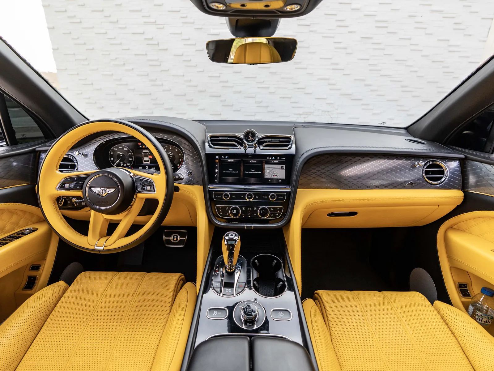 2022 Bentley Bentayga photo 4