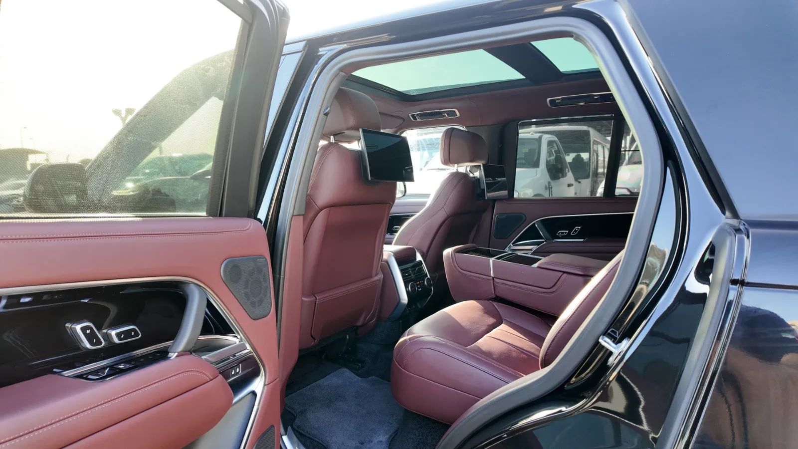2022 Land Rover Range Rover photo 4